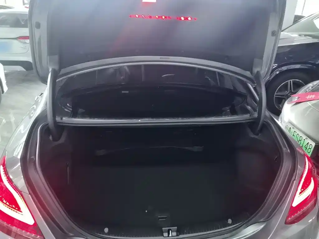 Mercedes-Benz C-Class 2020 — фото 19