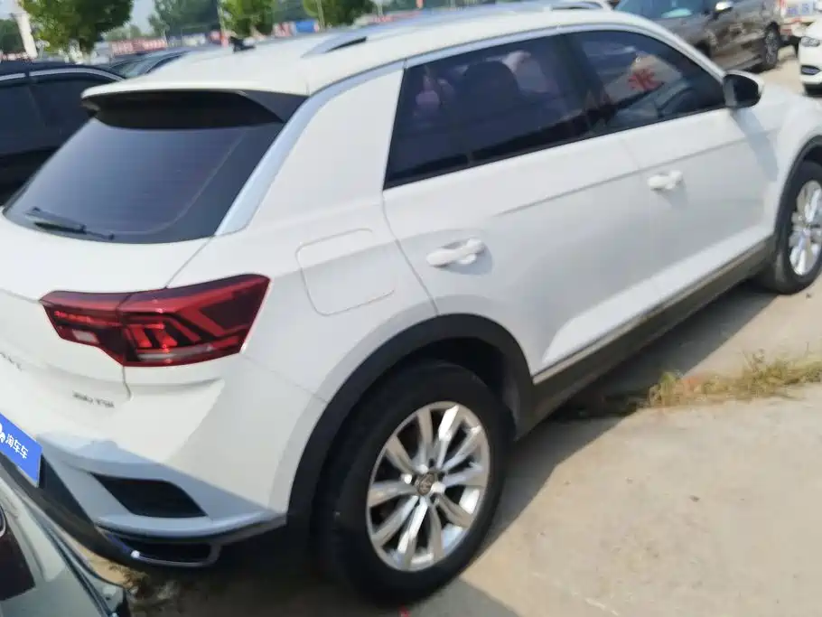 Volkswagen T-Roc 2021
