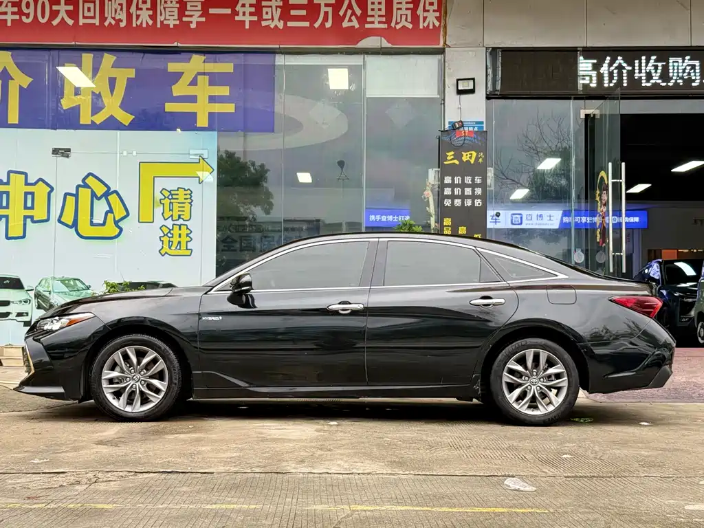 Toyota Avalon 2020 — фото 14