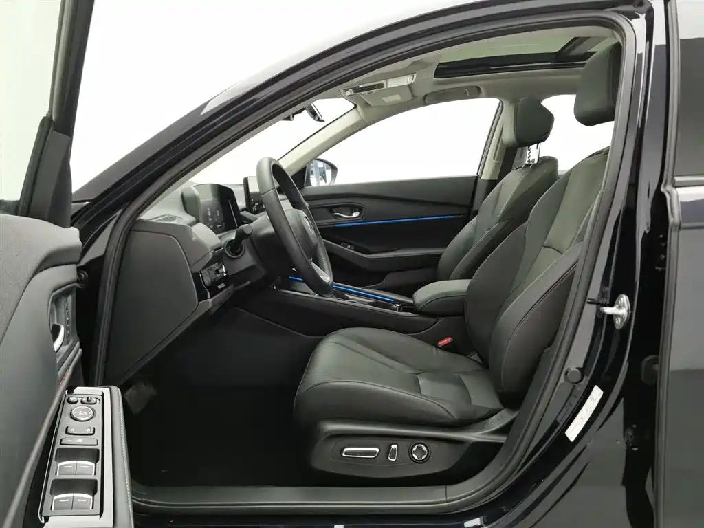 Honda Accord 2024 — фото 10
