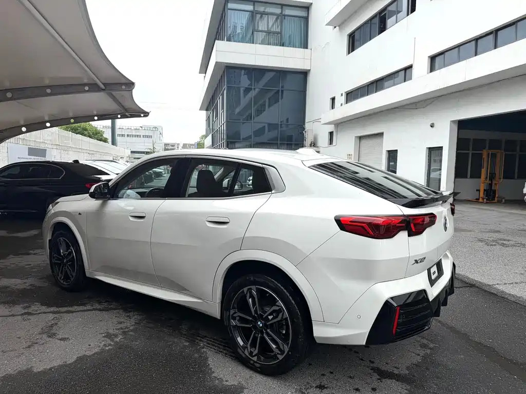 BMW X2 2025 — фото 4