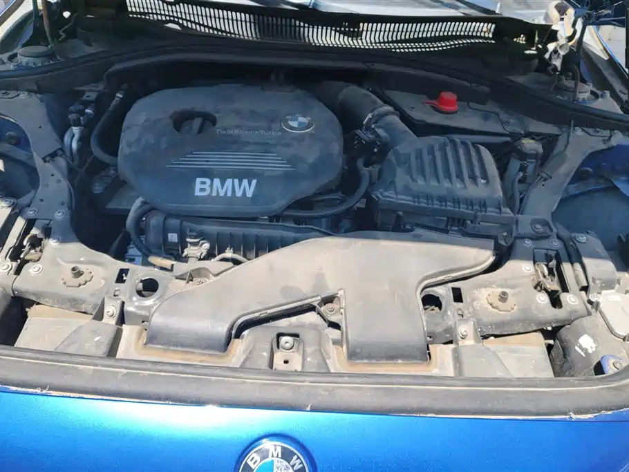 BMW 1 Series 2017 — фото 10