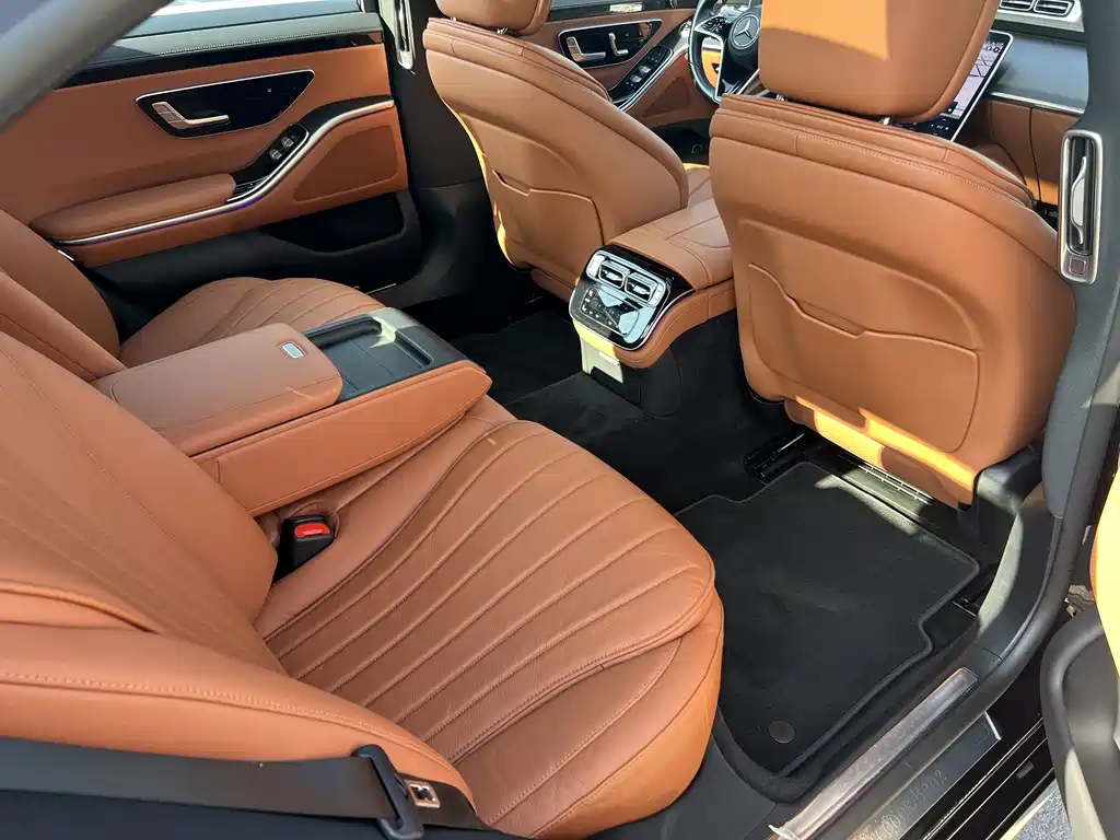 Mercedes-Benz S-Class 2023