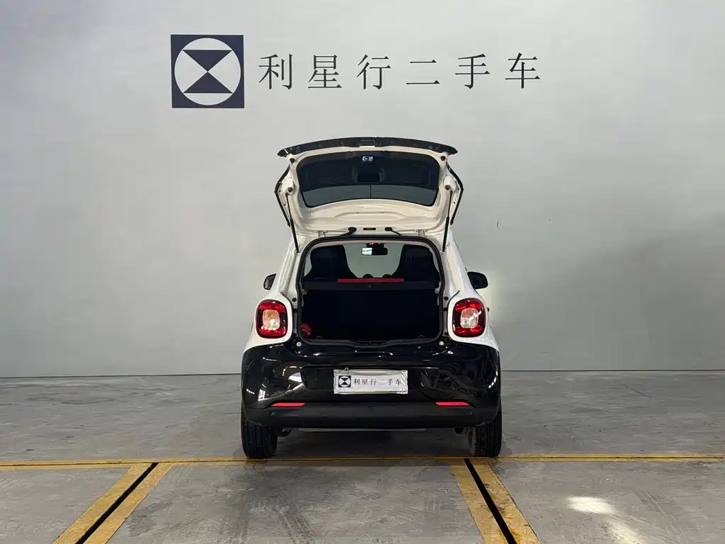 smart Forfour 2019 — фото 11