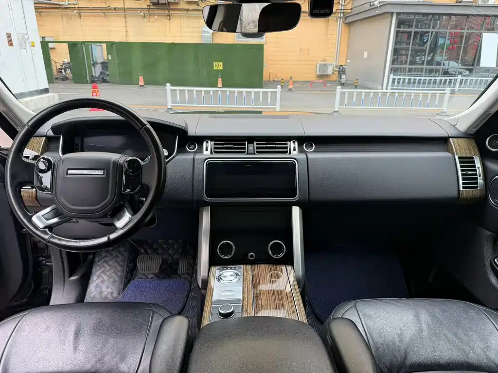 Land Rover Range Rover 2018 — фото 6