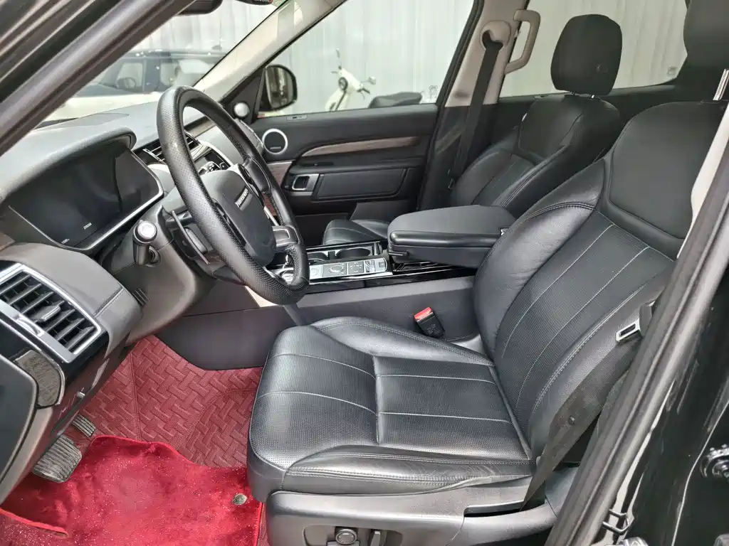 Land Rover Discovery 2019 — фото 10