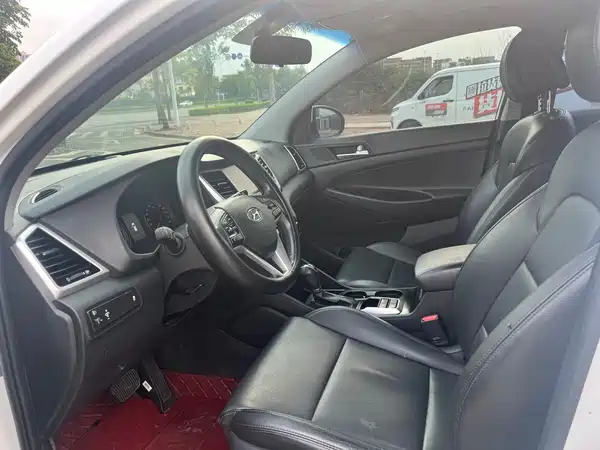 Hyundai Tucson 2015