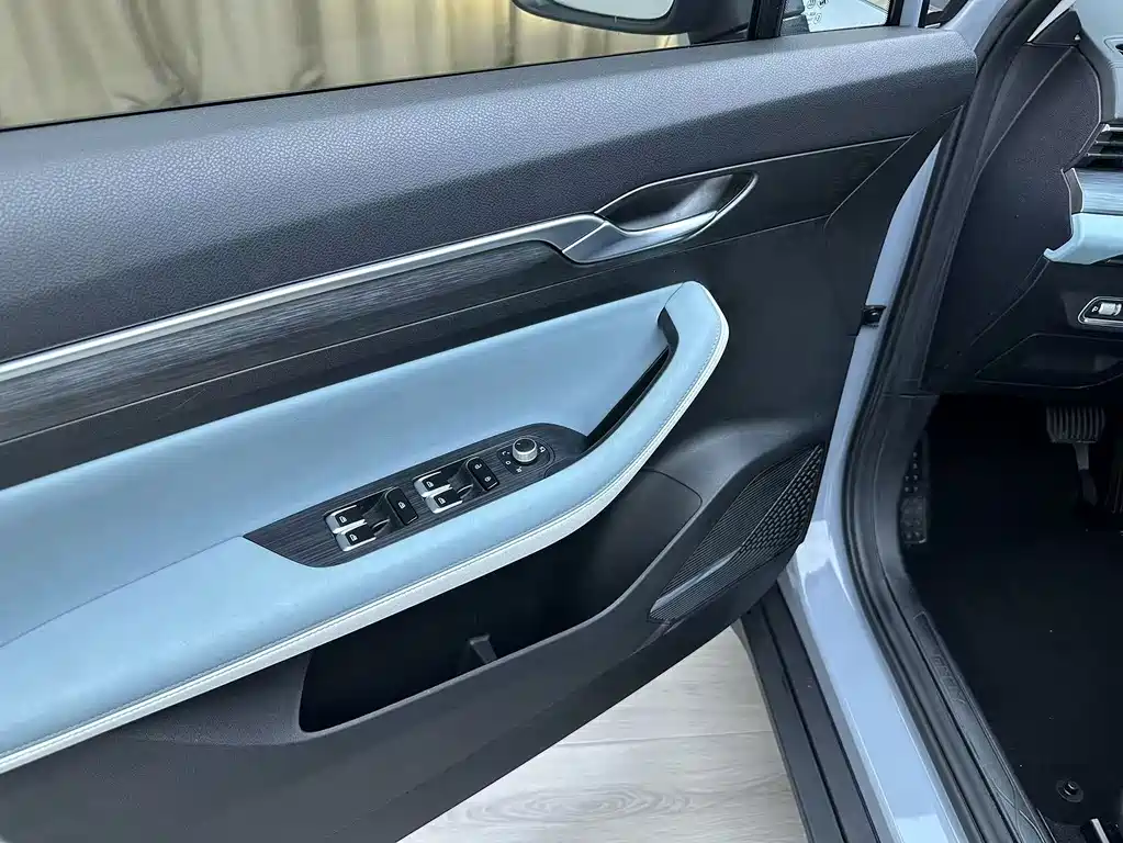 Geely Emgrand S 2022 — фото 14
