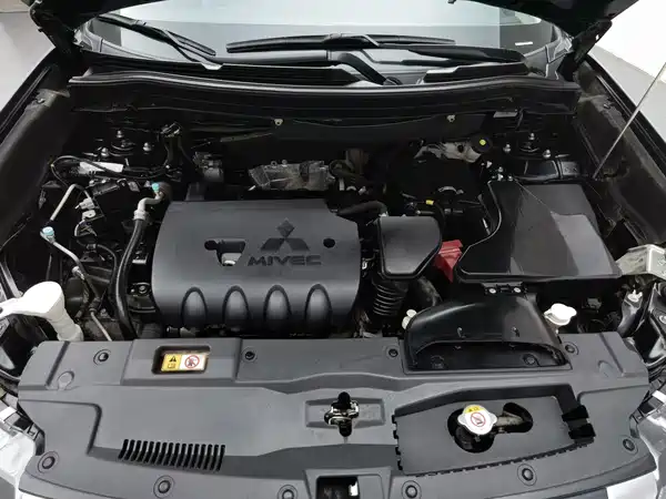 Mitsubishi Outlander 2021