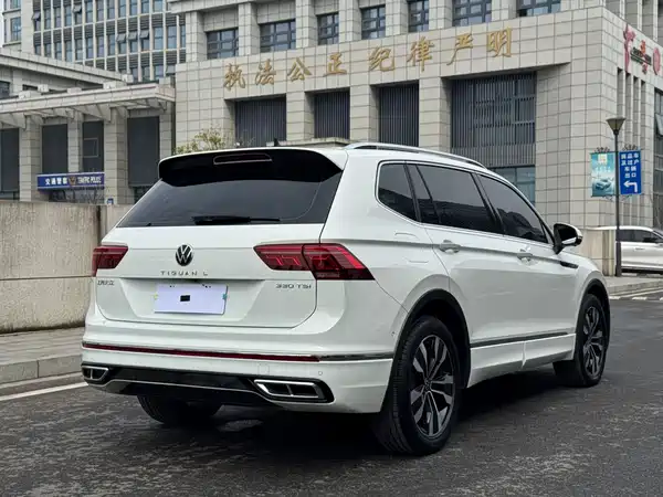 Volkswagen Tiguan L 2023