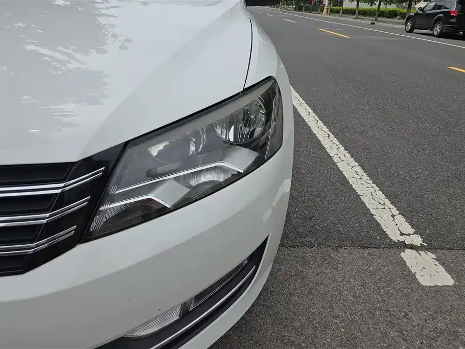 Volkswagen Passat 2015 — фото 5