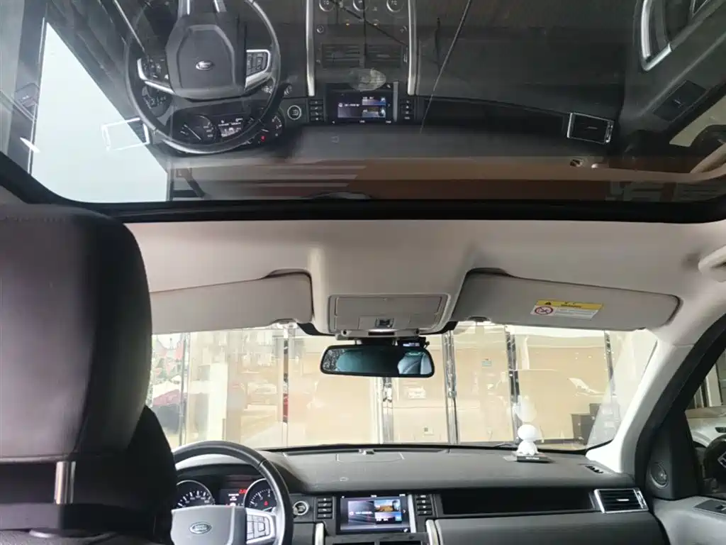 Land Rover Discovery Sport 2016 — фото 18