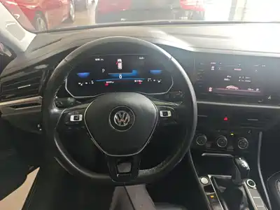 Volkswagen Sagitar 2021