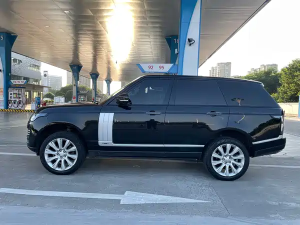 Land Rover Range Rover 2014