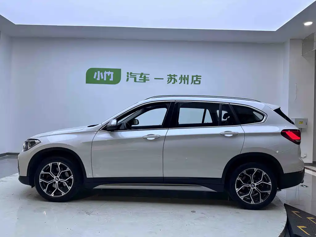 BMW X1 2022 — фото 4
