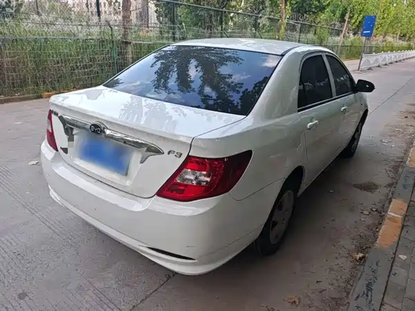 BYD F3 2016