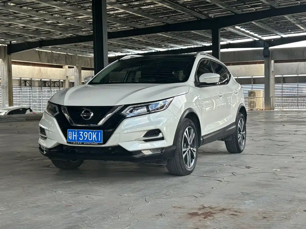 Nissan Qashqai 2022 — фото 1