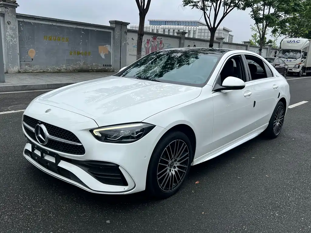 Mercedes-Benz C-Class 2022