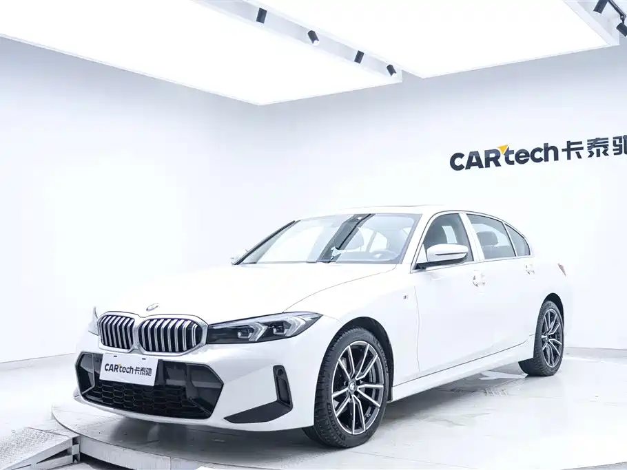 BMW 3 Series 2023 — фото 1