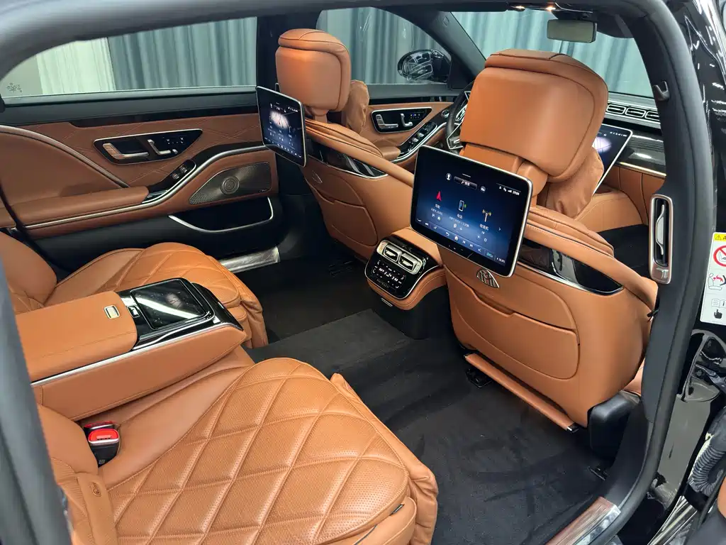 Mercedes-Benz Maybach S-Class 2023 — фото 26