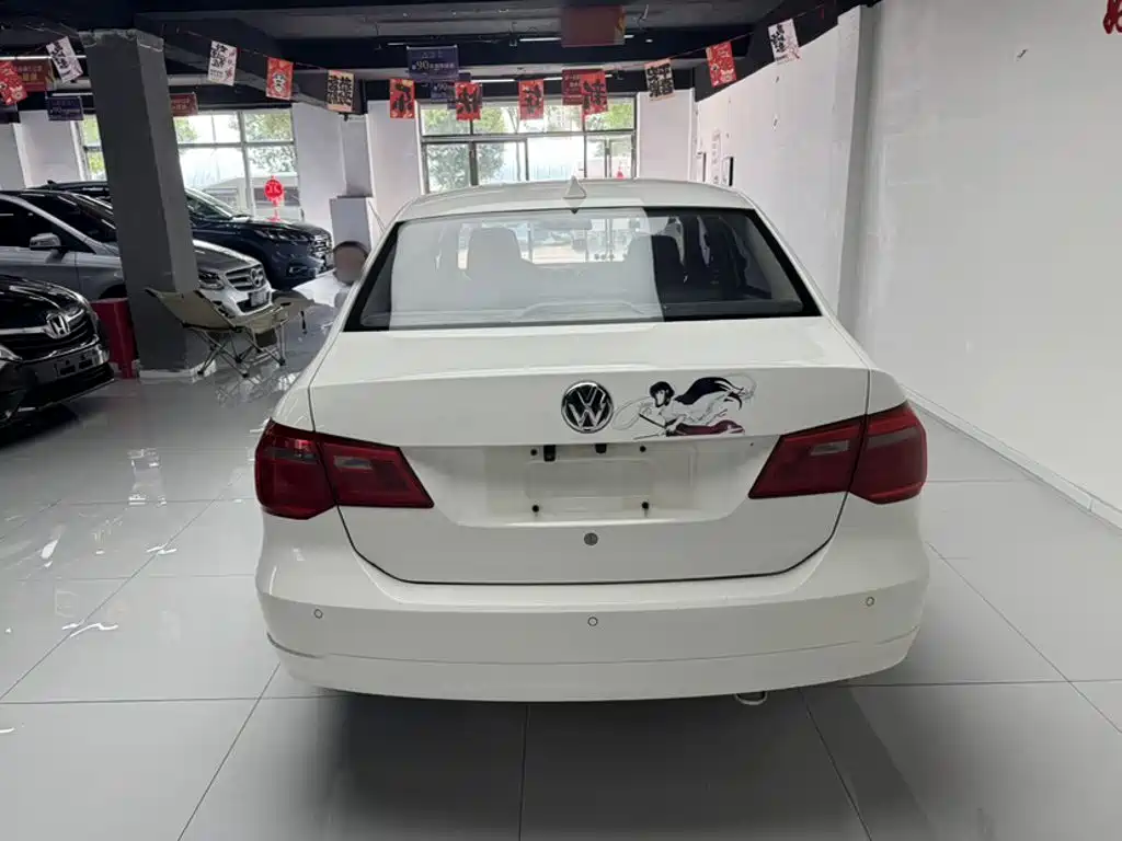 Volkswagen Jetta 2016 — фото 10