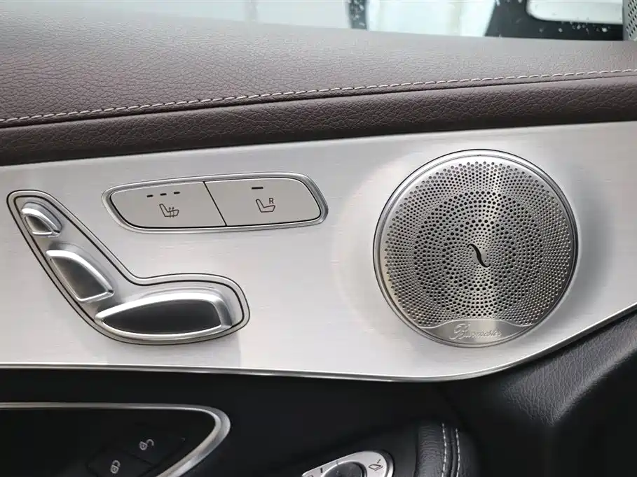 Mercedes-Benz GLC 2021 — фото 11