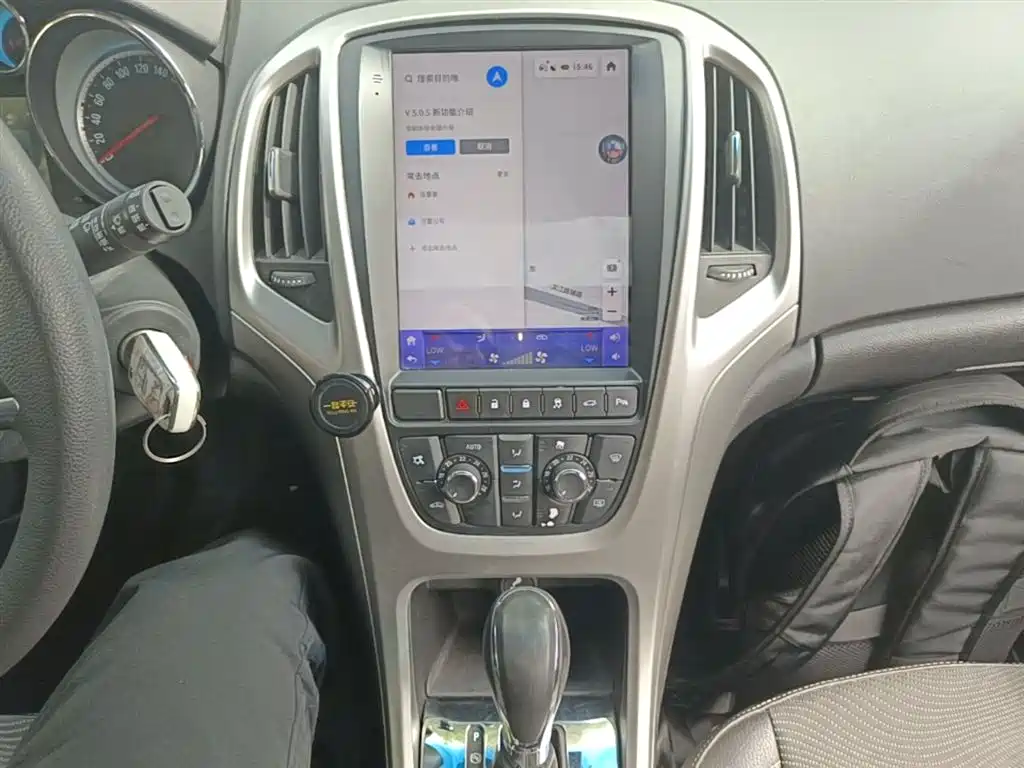 Buick Excelle 2016 — фото 13