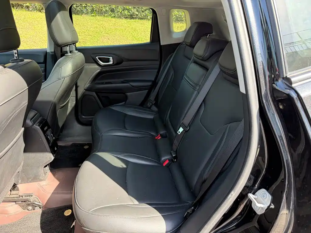 Jeep Compass 2021 — фото 12