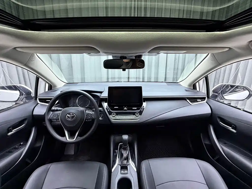 Toyota Corolla 2022 — фото 18
