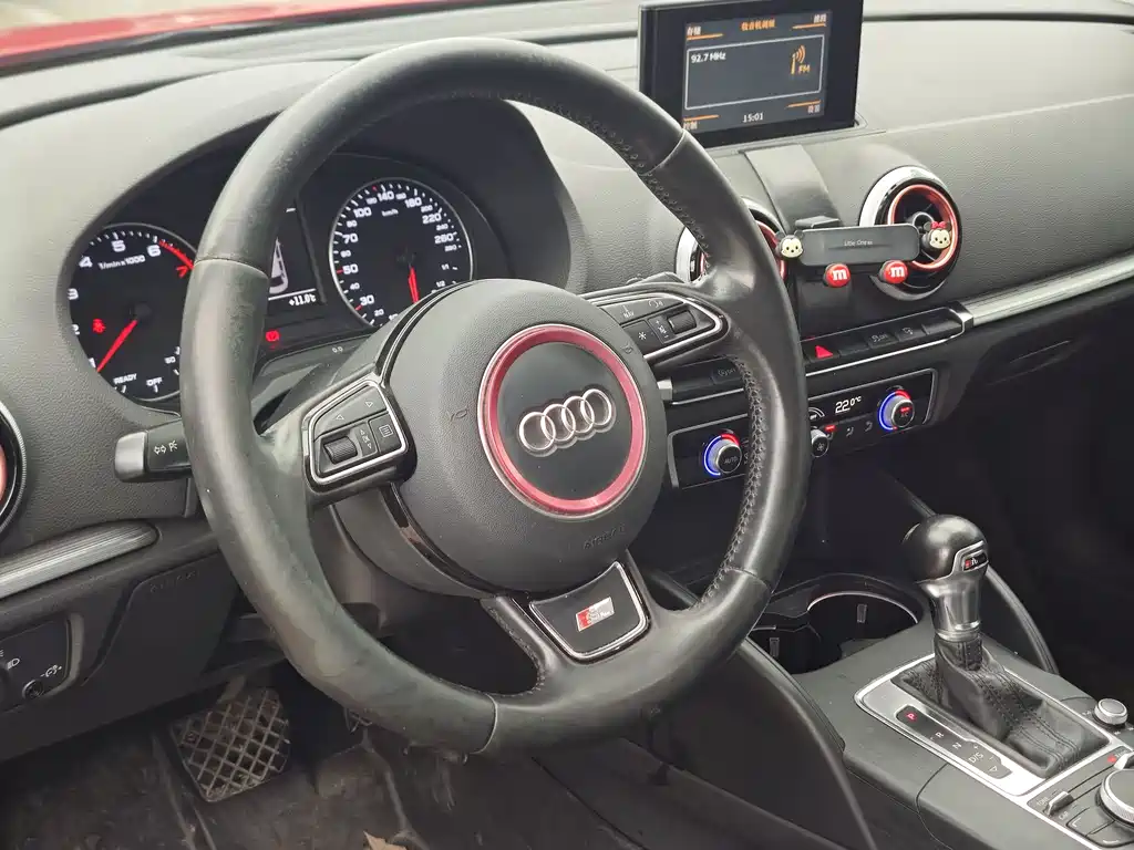 Audi A3 2015 — фото 10