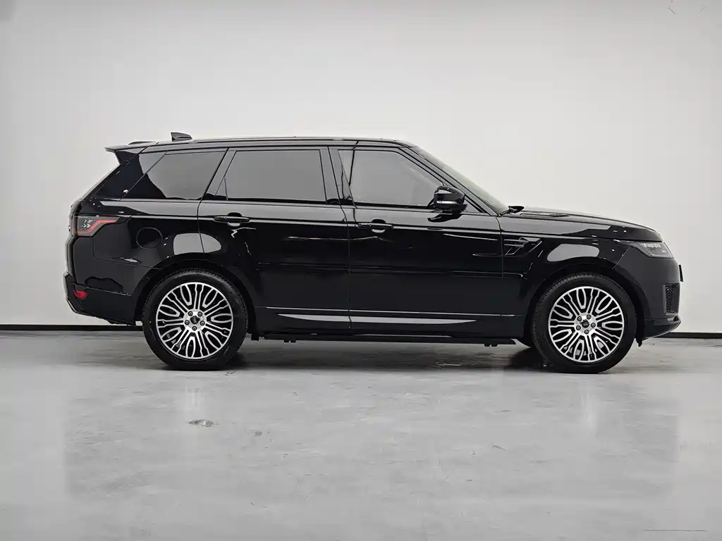 Land Rover Sport 2020 — фото 18
