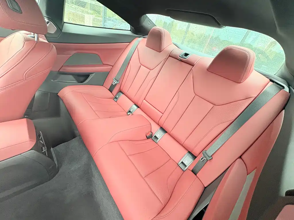 BMW 4 Series 2025 — фото 10