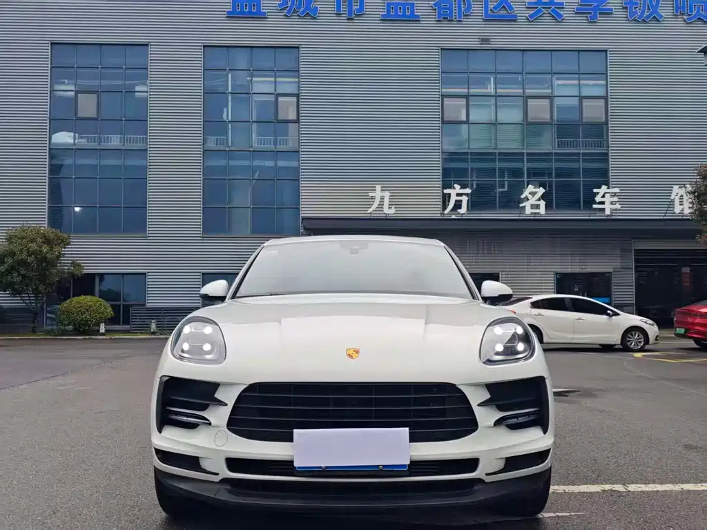 Porsche Macan 2021 — фото 2