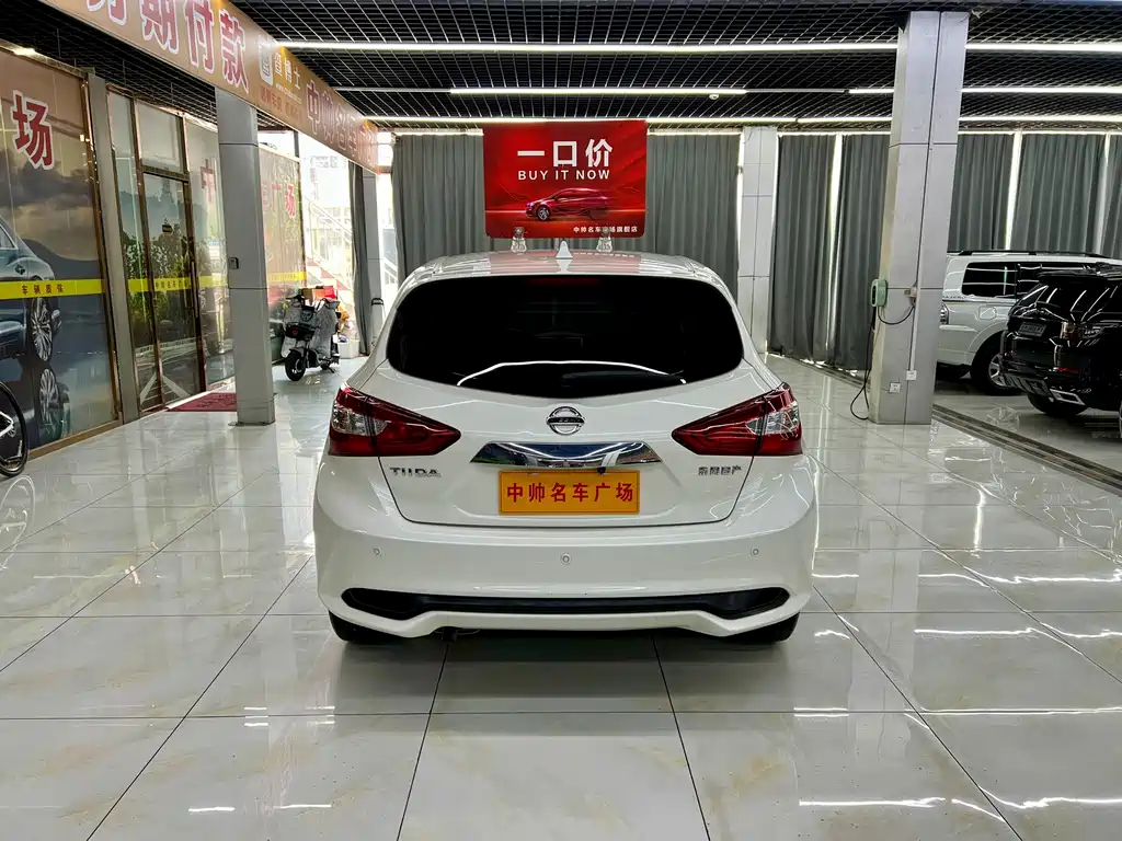 Nissan Tiida 2021