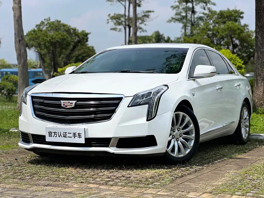 Cadillac XTS 2019 — фото 1