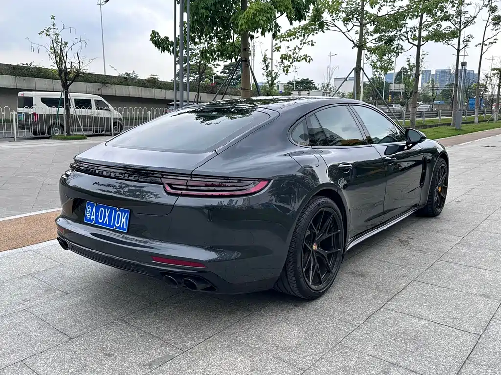 Porsche Panamera 2019 — фото 5