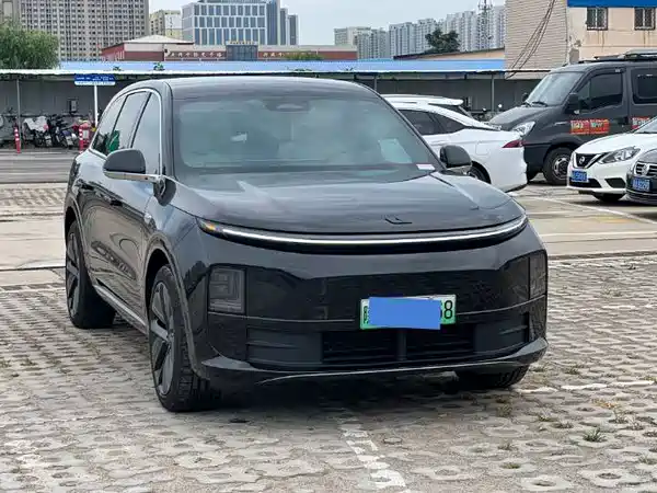 Li Auto L6 2024