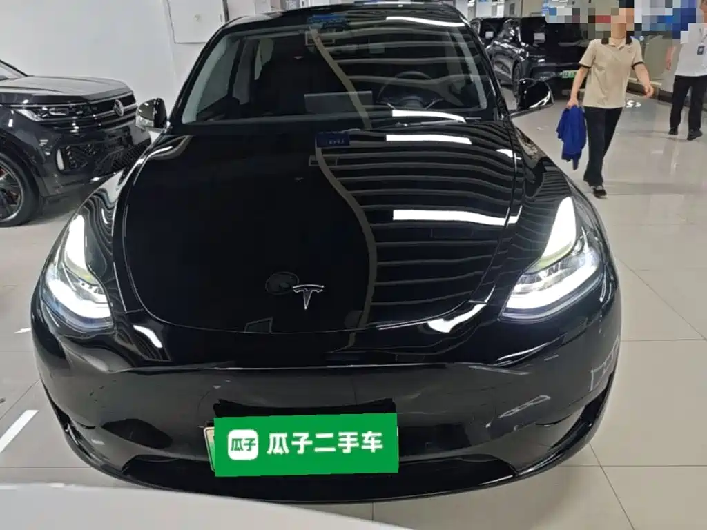 Tesla Model Y 2023 — фото 3