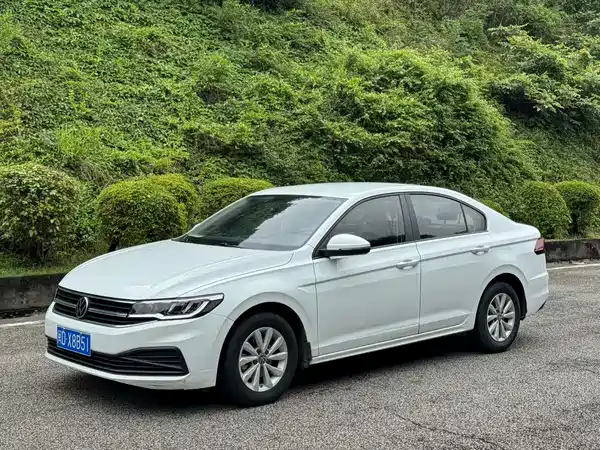 Volkswagen Bora 2021