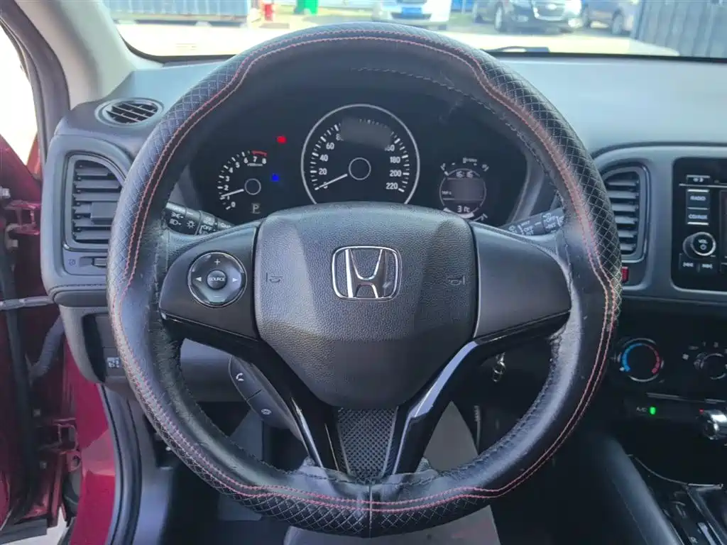 Honda Vezel 2016 — фото 11