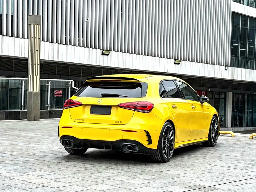 Mercedes-Benz A-Class AMG 2023 — фото 17