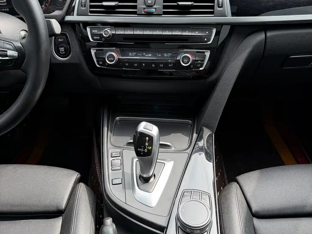 BMW 3 Series GT 2020 — фото 12