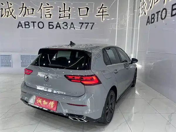 Volkswagen Golf 2022