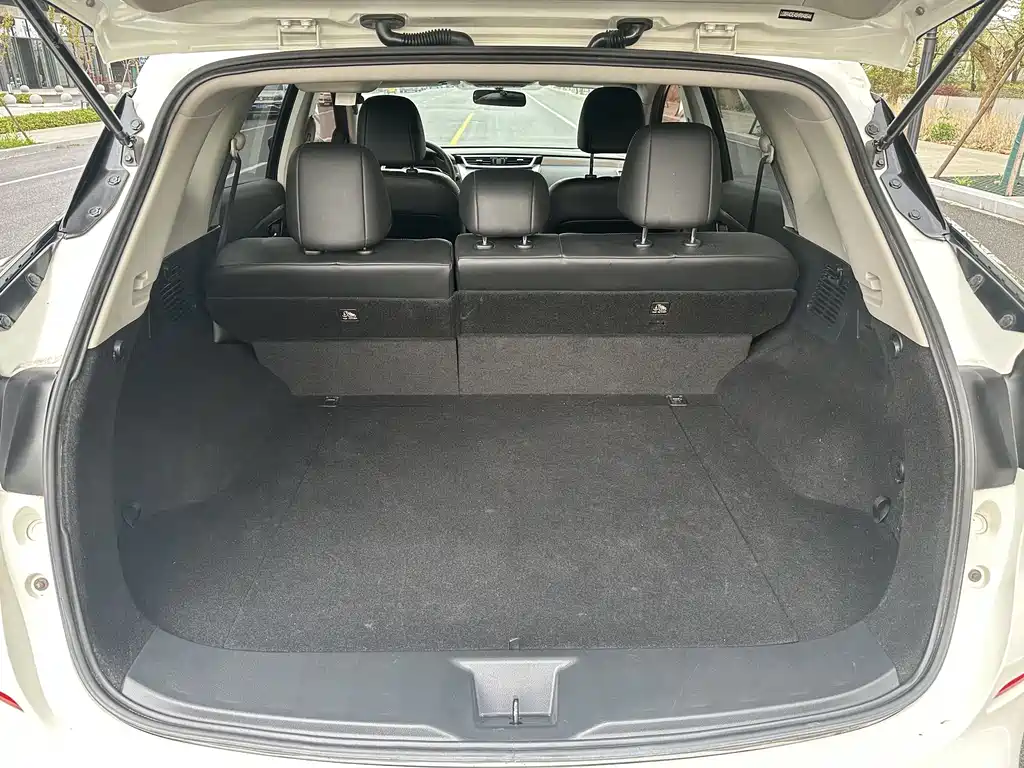 Nissan Murano 2017 — фото 16