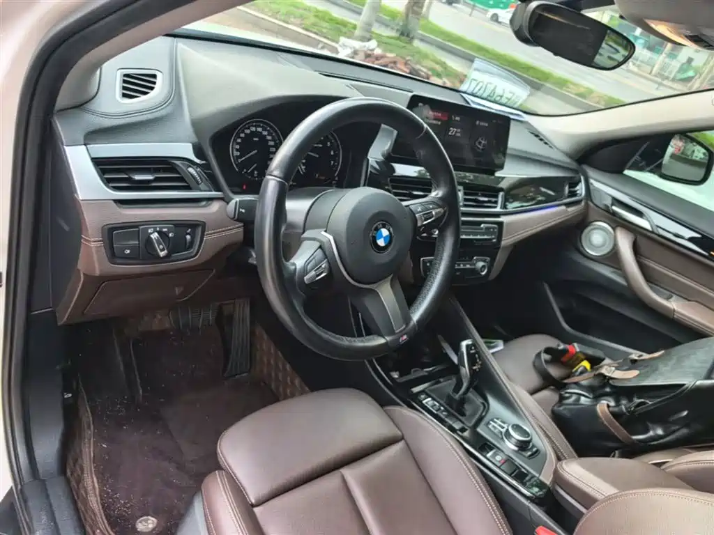 BMW X2 2022 — фото 10