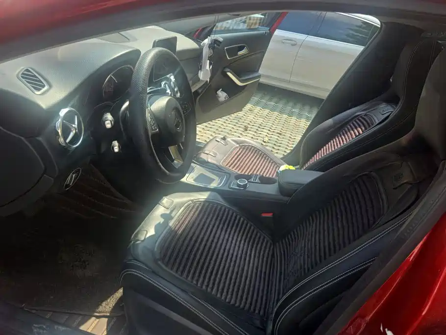 Mercedes-Benz GLA 2018 — фото 9