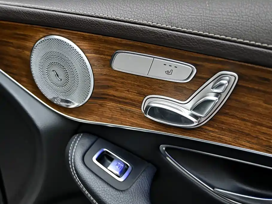 Mercedes-Benz GLC 2021 — фото 28