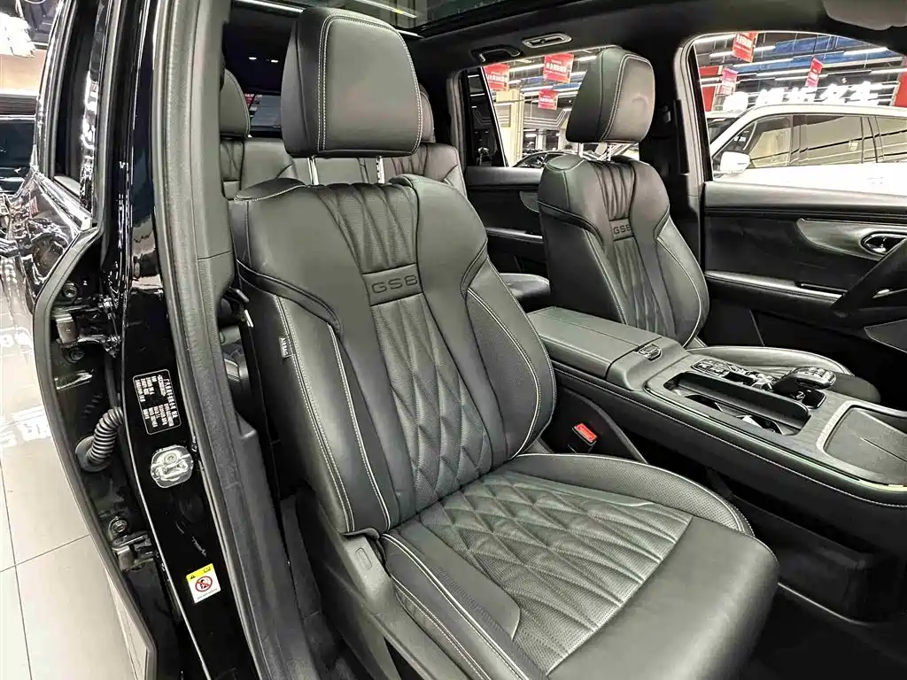 GAC Motor Trumpchi GS8 2022 — фото 31