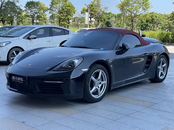 Porsche 718 2023