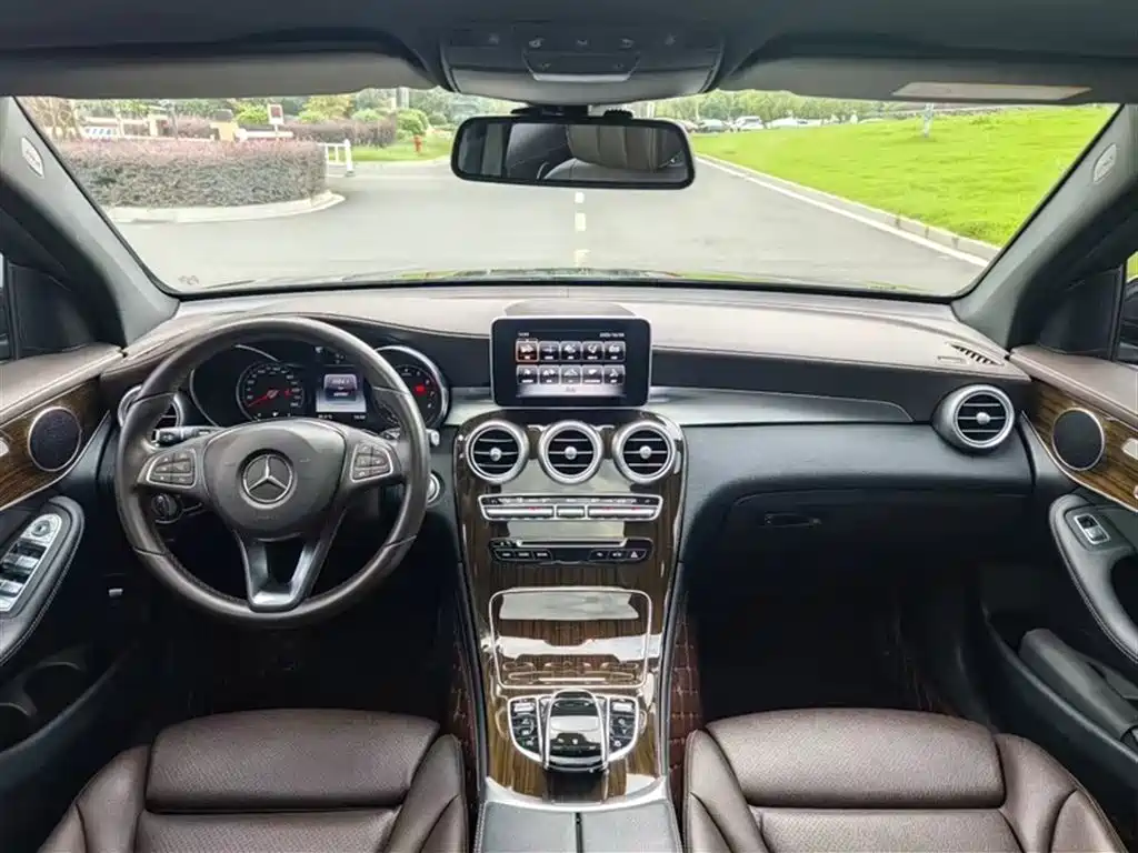 Mercedes-Benz GLC 2019